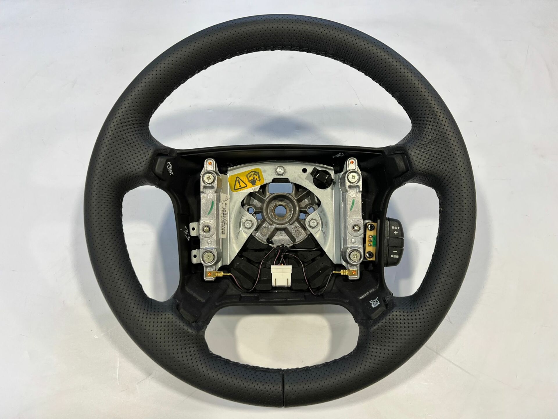 ANR3044LNF Direksiyon Simidi Discovery 1