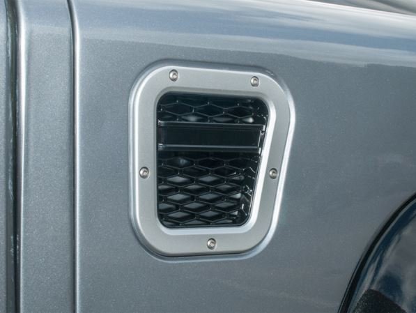 Defender XS Çamurluk Panjuru Sağ DA1971