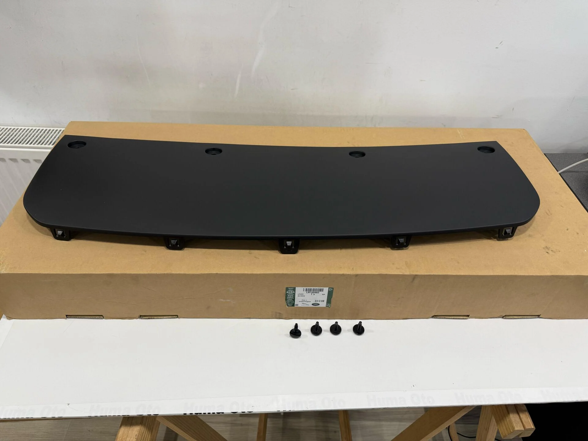 LR150982 Ön Tampon Alt Çeki Kapağı Range Rover