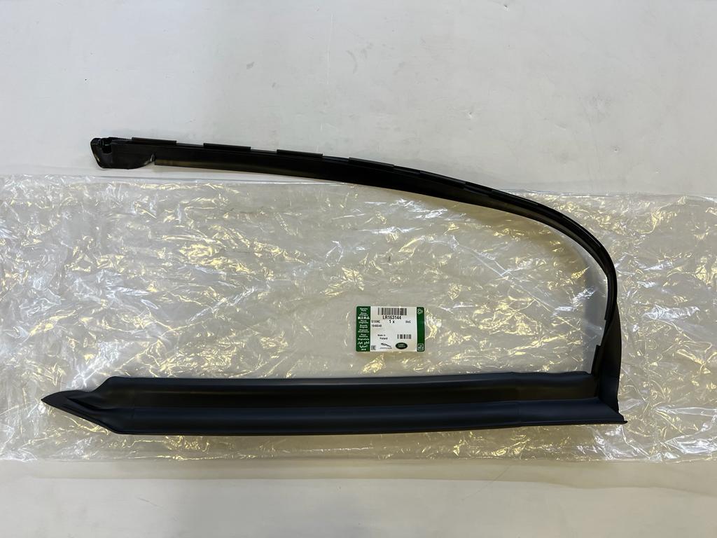 Yeni Defender Arka Sol Kapı İç Fitili LR131213 LR163144