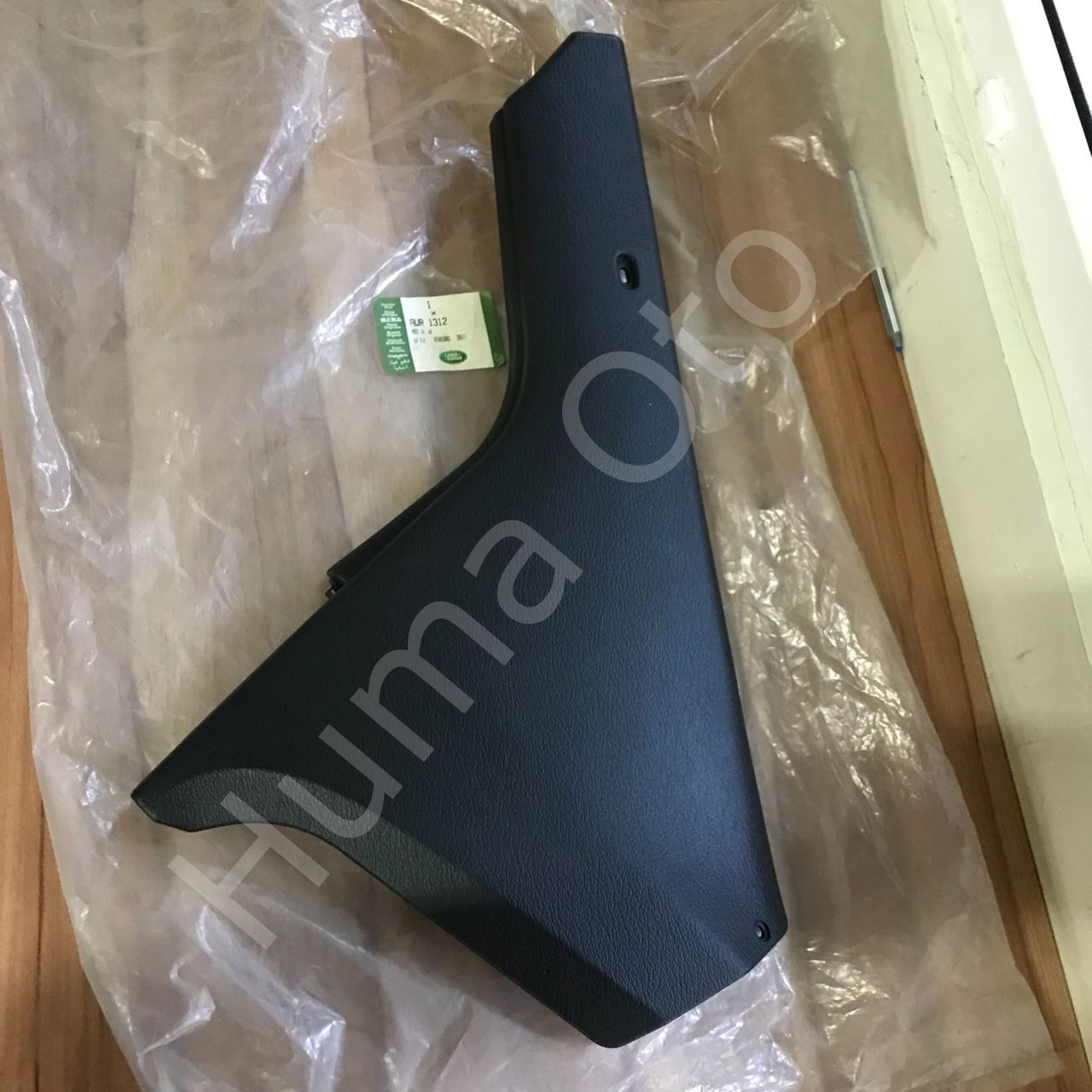 P38 Konsol Sağ Yan Trimi AWR1312