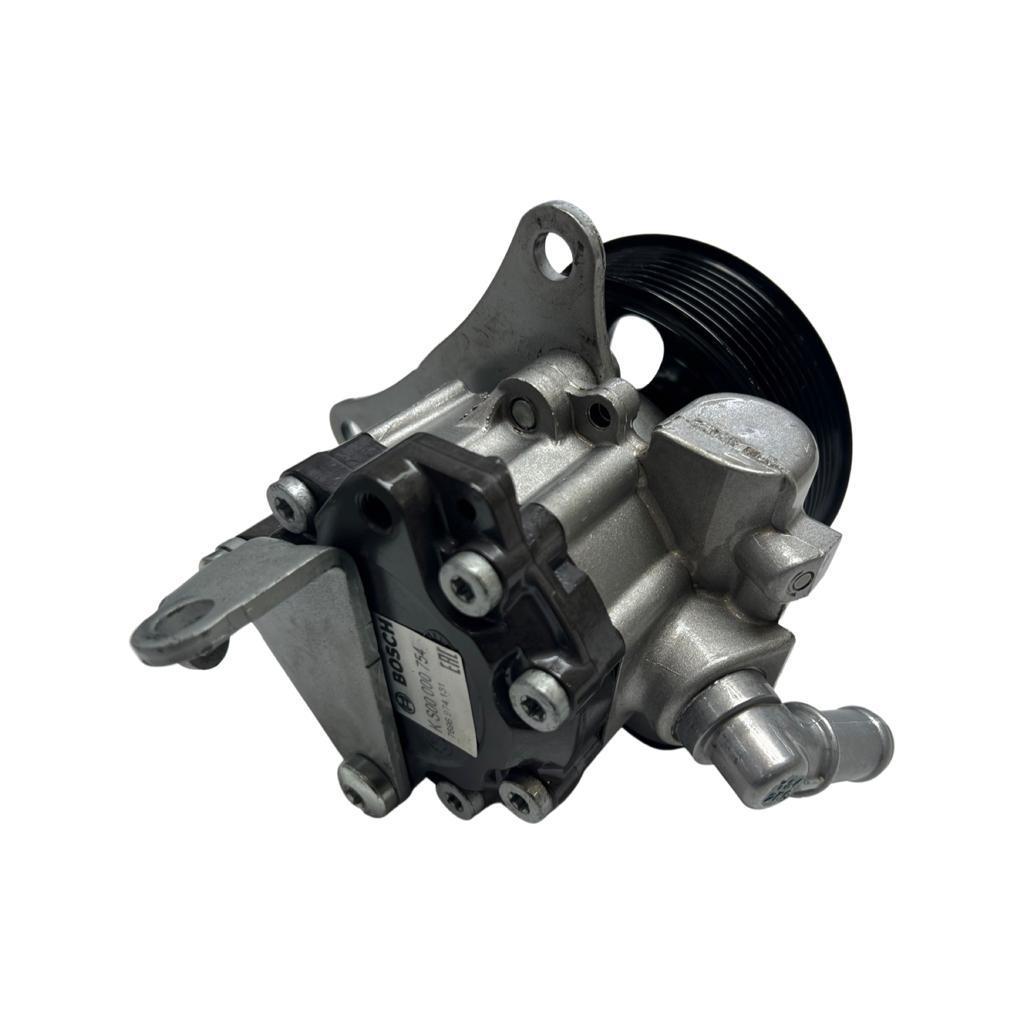 QVB500630 Direksiyon Pompası 3.6 Bosch Range Rover