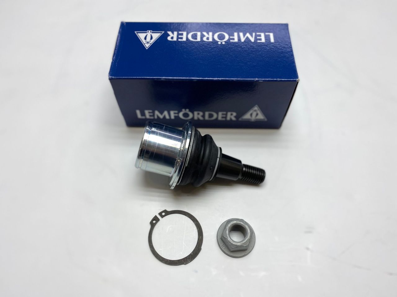 RBK500280 Ön Salıncak Rotili Lemförder Discovery 3 4