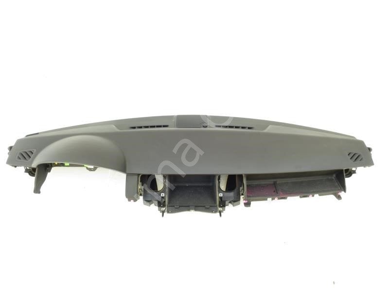 LR016796 Ön Göğüs Torpido Range Rover Sport Discovery 3